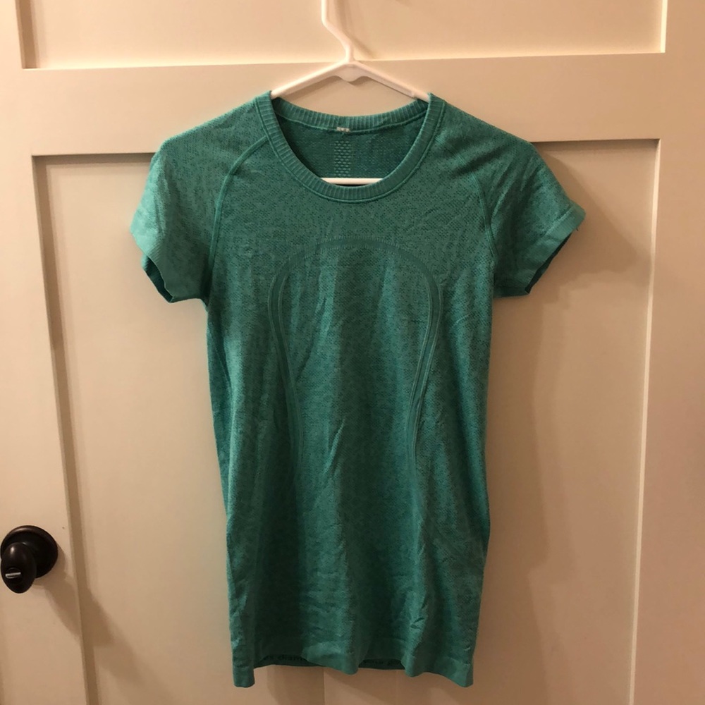 Lululemon shirt